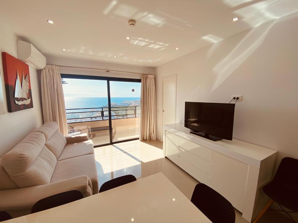 Gold Sunset Apartment *